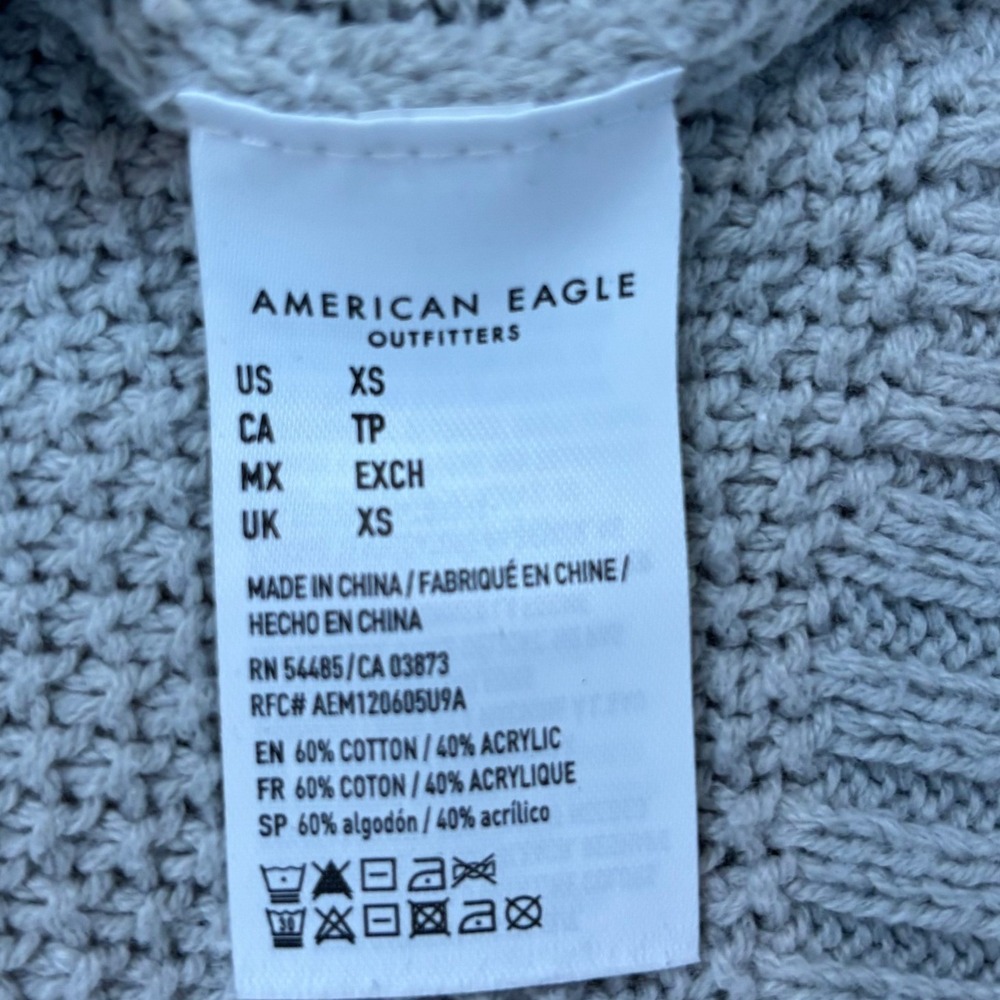American Eagle Gray Button Front Chunky Knit Sweater Long Sleeve V-Neck Size XS - Picture 7 of 7